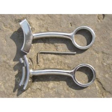 Optional shanks for dual-rein riding.